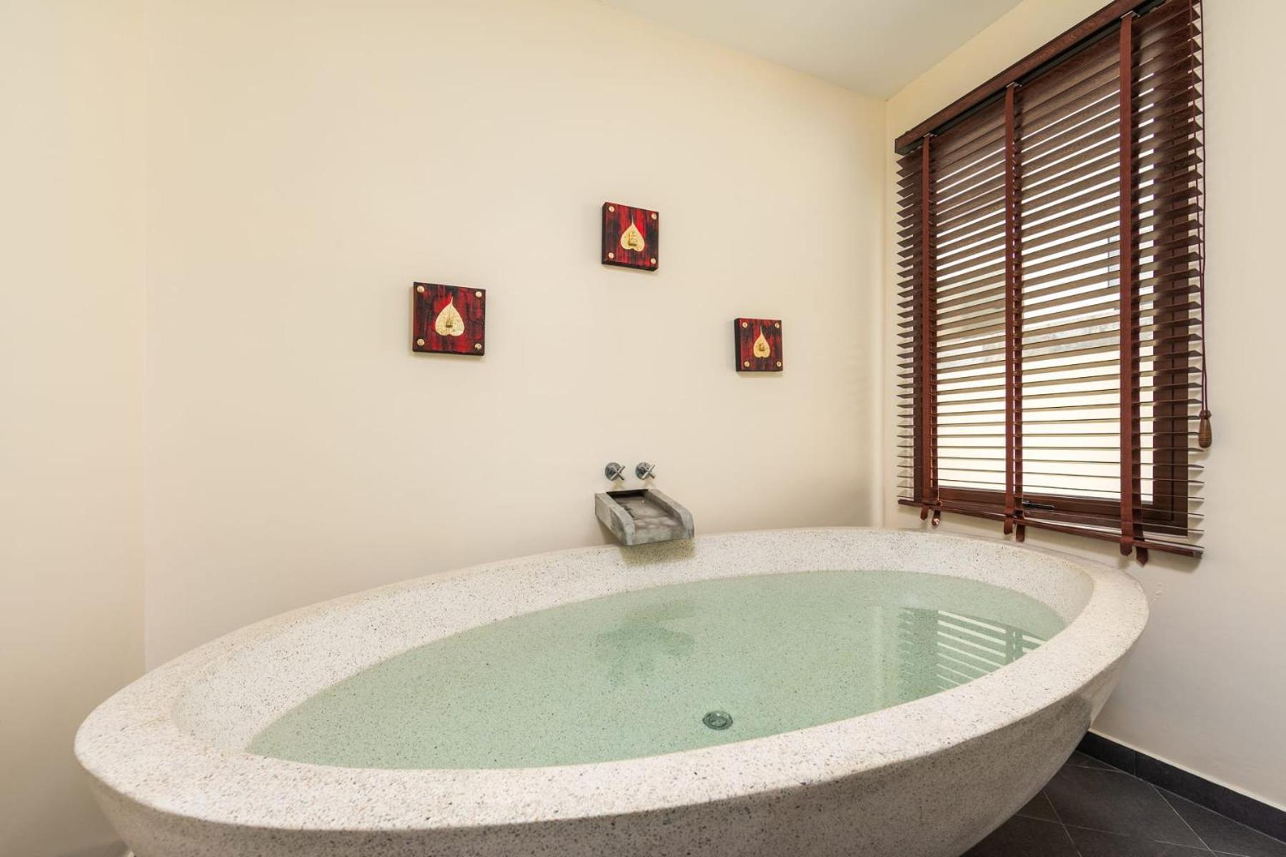 Villa Iorangi| 3 Bedroom Private Pool Residence In Rawai Beach Eksteriør billede